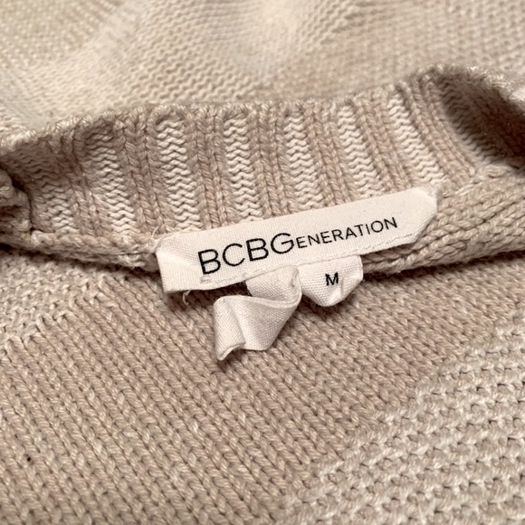 BCBGeneration Low Back Medium Beige Sweater - Picture 4 of 4